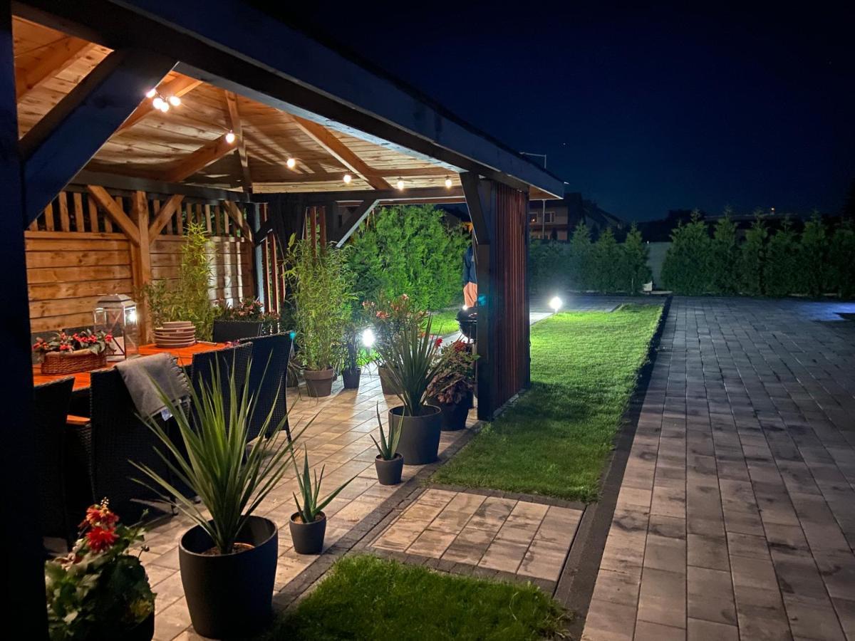 Bed and Breakfast Targowa37 Uniejow Exteriér fotografie